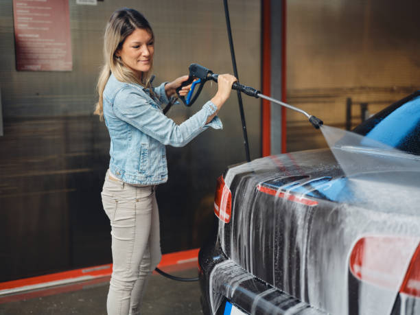 Why Choose Our Certified Pressure Washing Experts for Your Project Needs in Kingstree, SC?