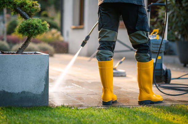 Best Garage Pressure Washing  in Kingstree, SC